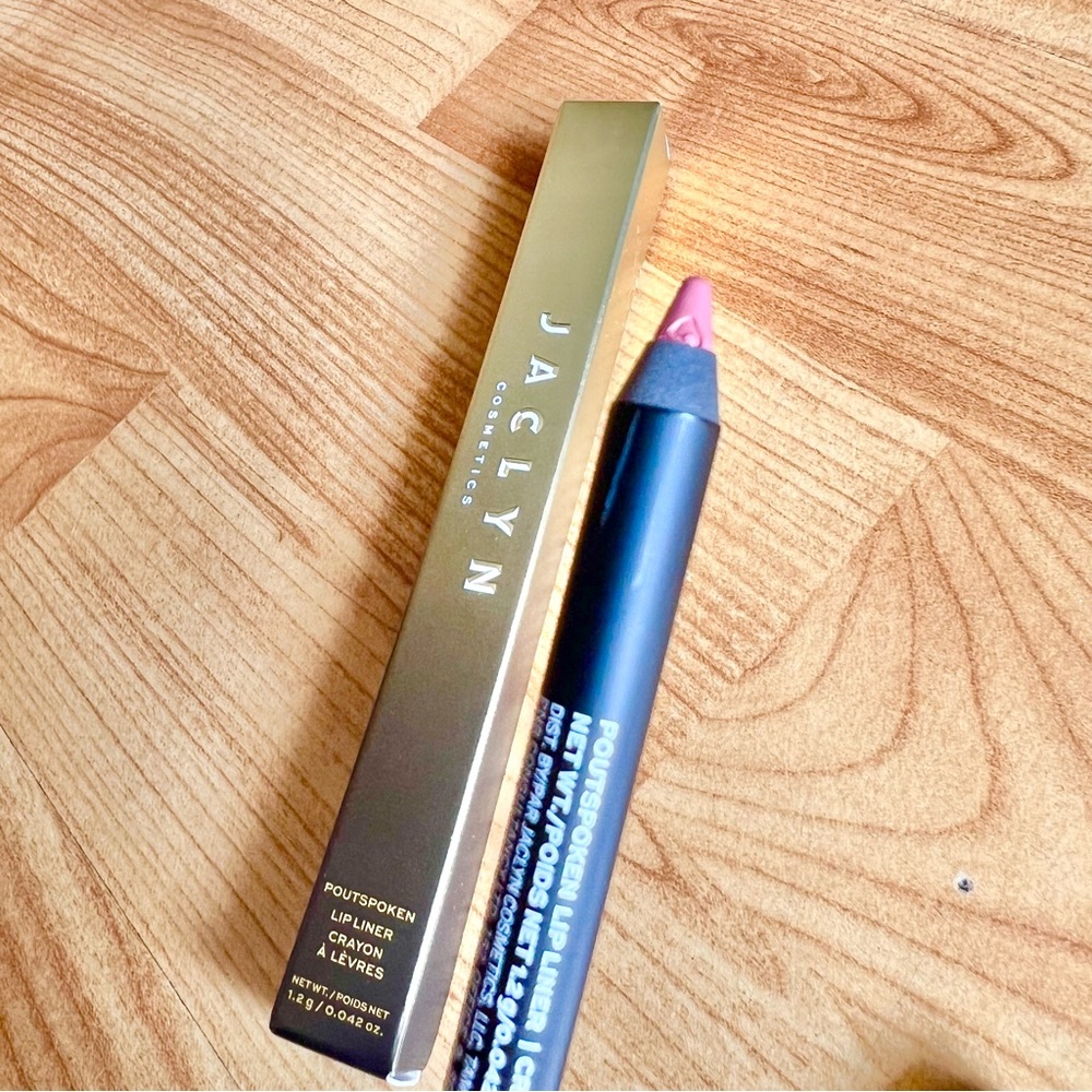 Jaclyn set of liquid lipstick and lip pencil - Picture 6 of 7